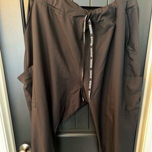 Medcouture Scrub Pants